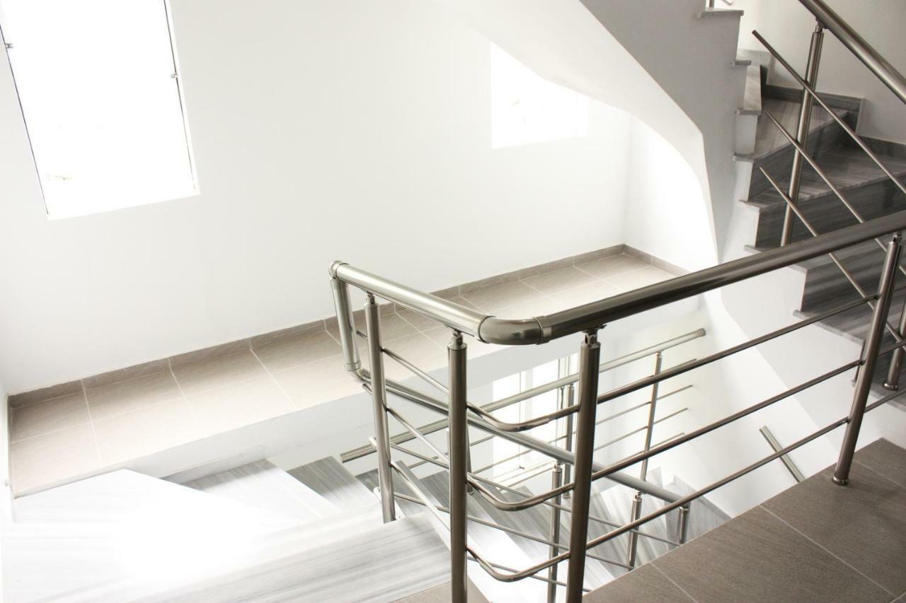 Alexandra'S Apartments Saranda Extérieur photo