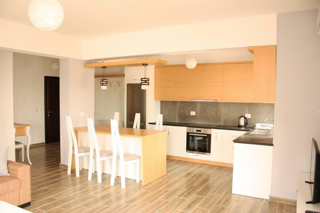 Alexandra'S Apartments Saranda Extérieur photo