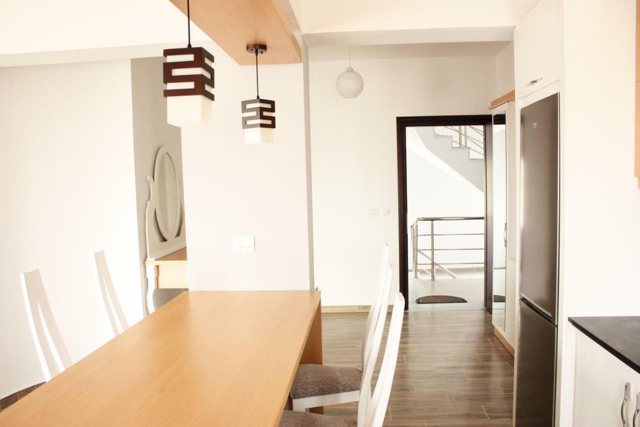 Alexandra'S Apartments Saranda Extérieur photo