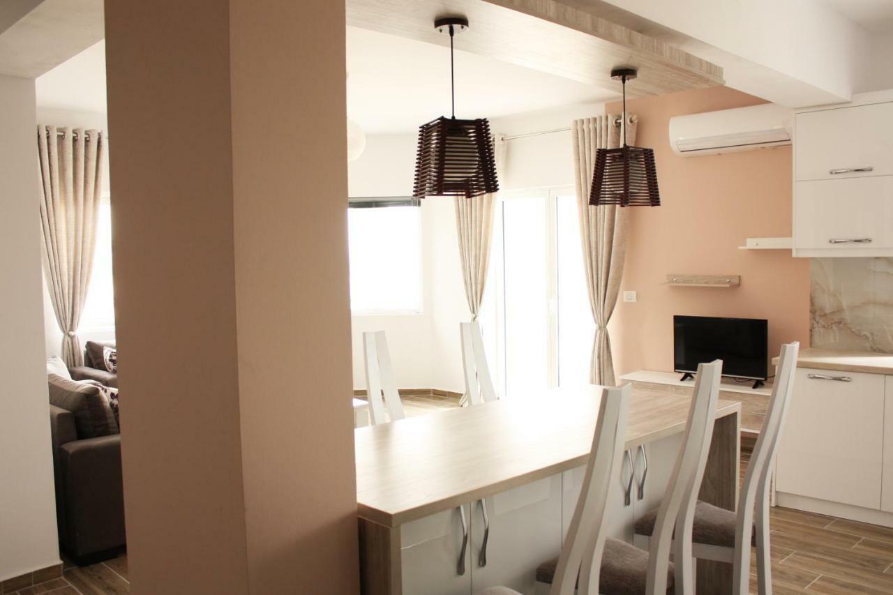 Alexandra'S Apartments Saranda Extérieur photo