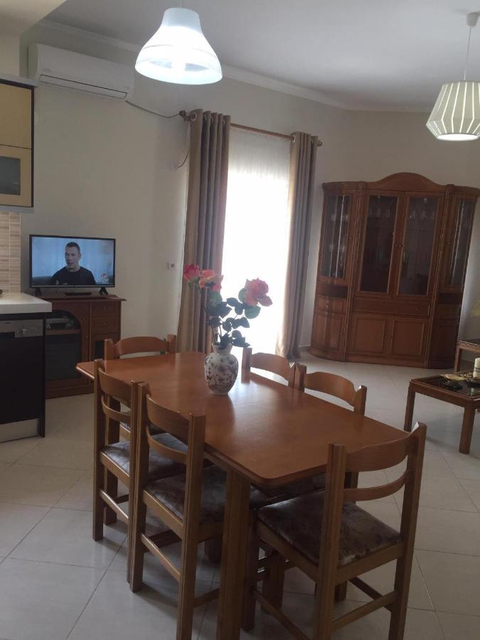 Alexandra'S Apartments Saranda Extérieur photo